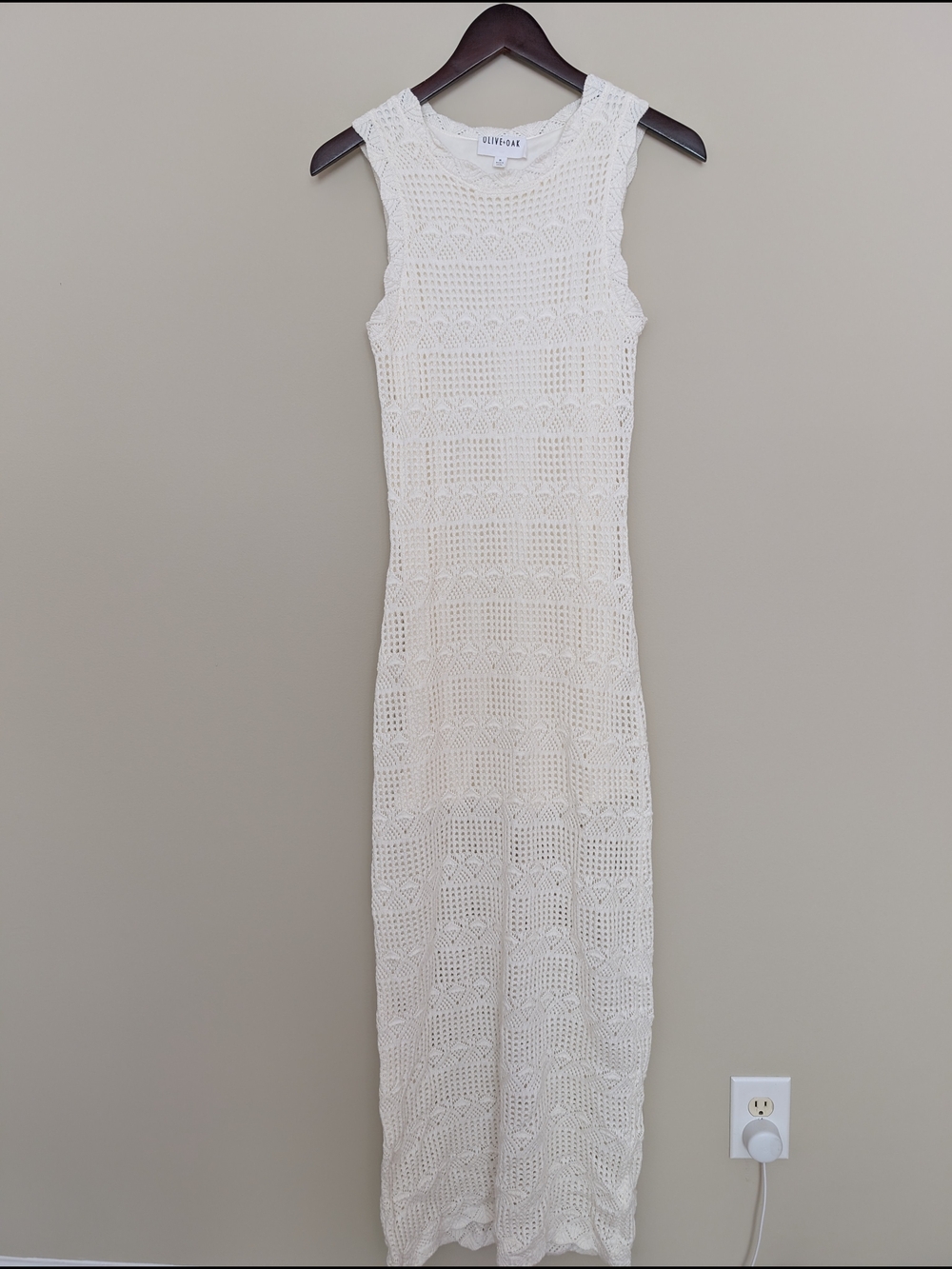 Olive & Oak Beautiful Cream Crochet Maxi Dress EUC